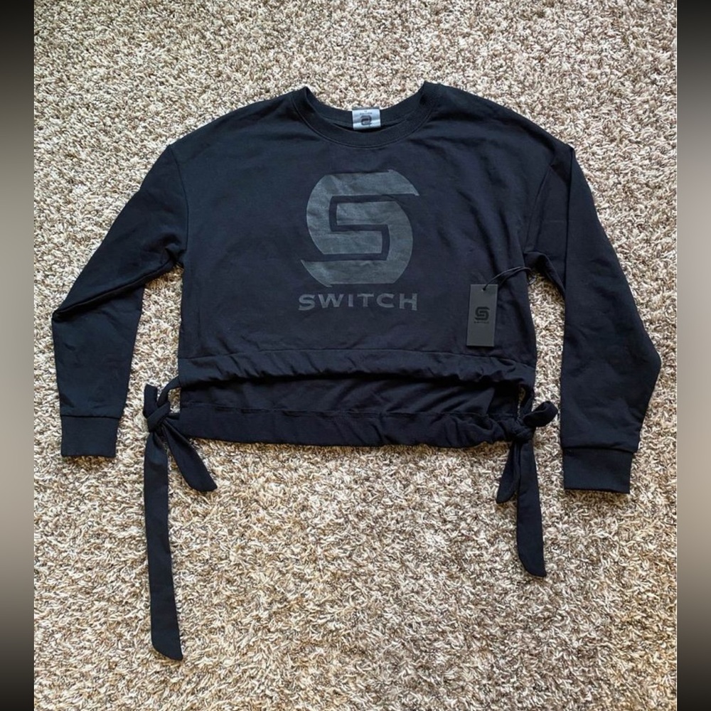 Oversized tie crop sweatshirt, tagged size XS but fits much bigger.
